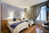 Book exterior double rooms in the centre of San Sebastian